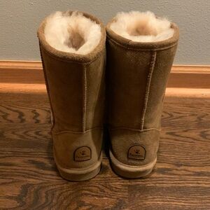 Tan Bearpaw boots